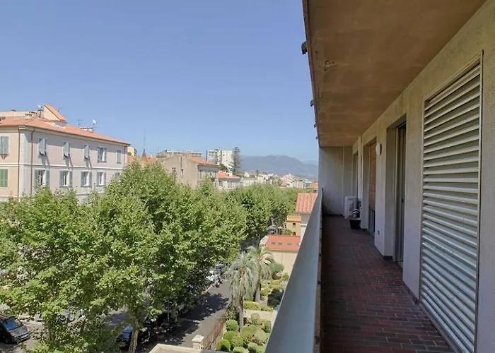 Appartement Cours General Leclerc Ajaccio (Corsica)