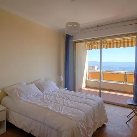 Apartment Cours General Leclerc *